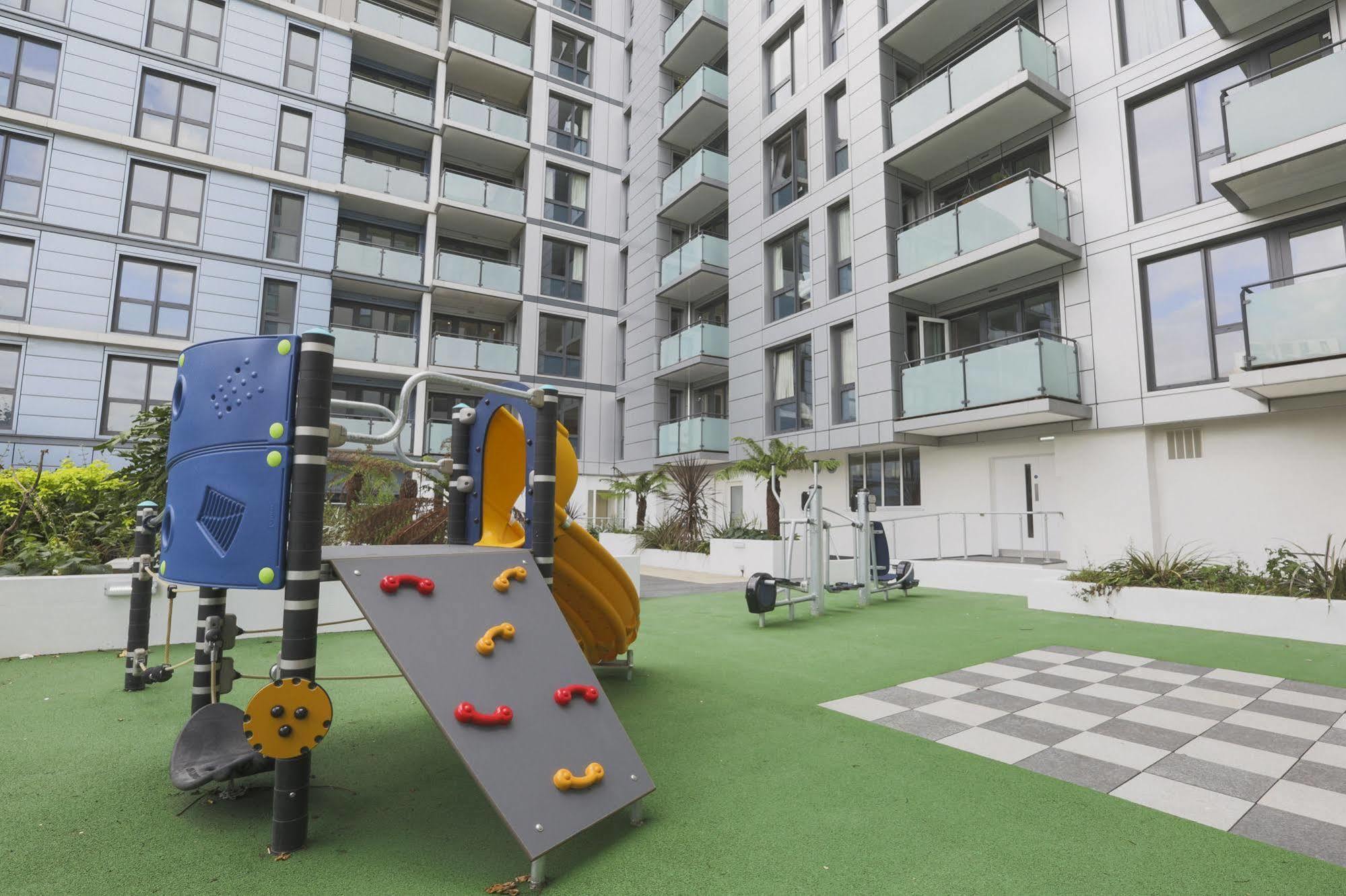 Olympic One Eighty Apartamento Ilford Exterior foto